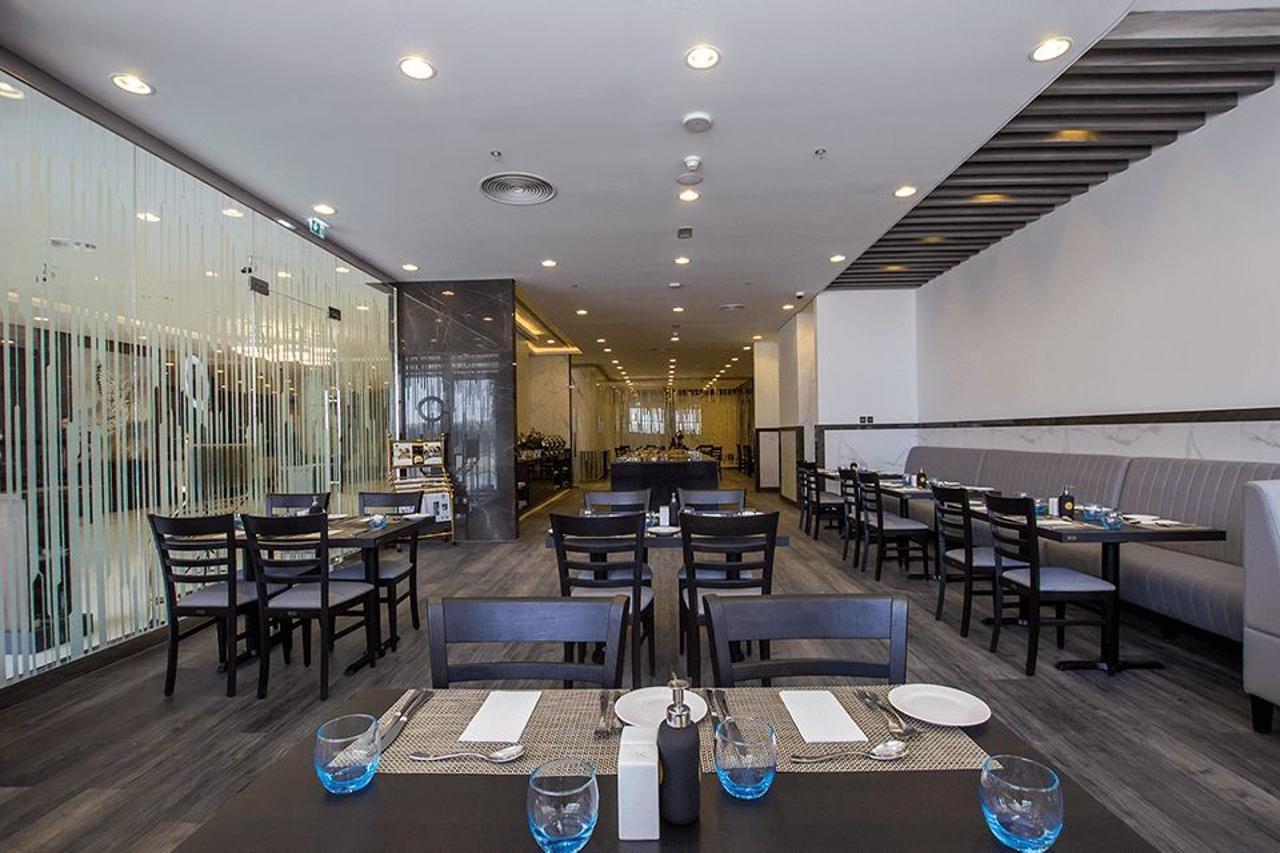 Time Onyx Hotel Apartments Dubai Esterno foto
